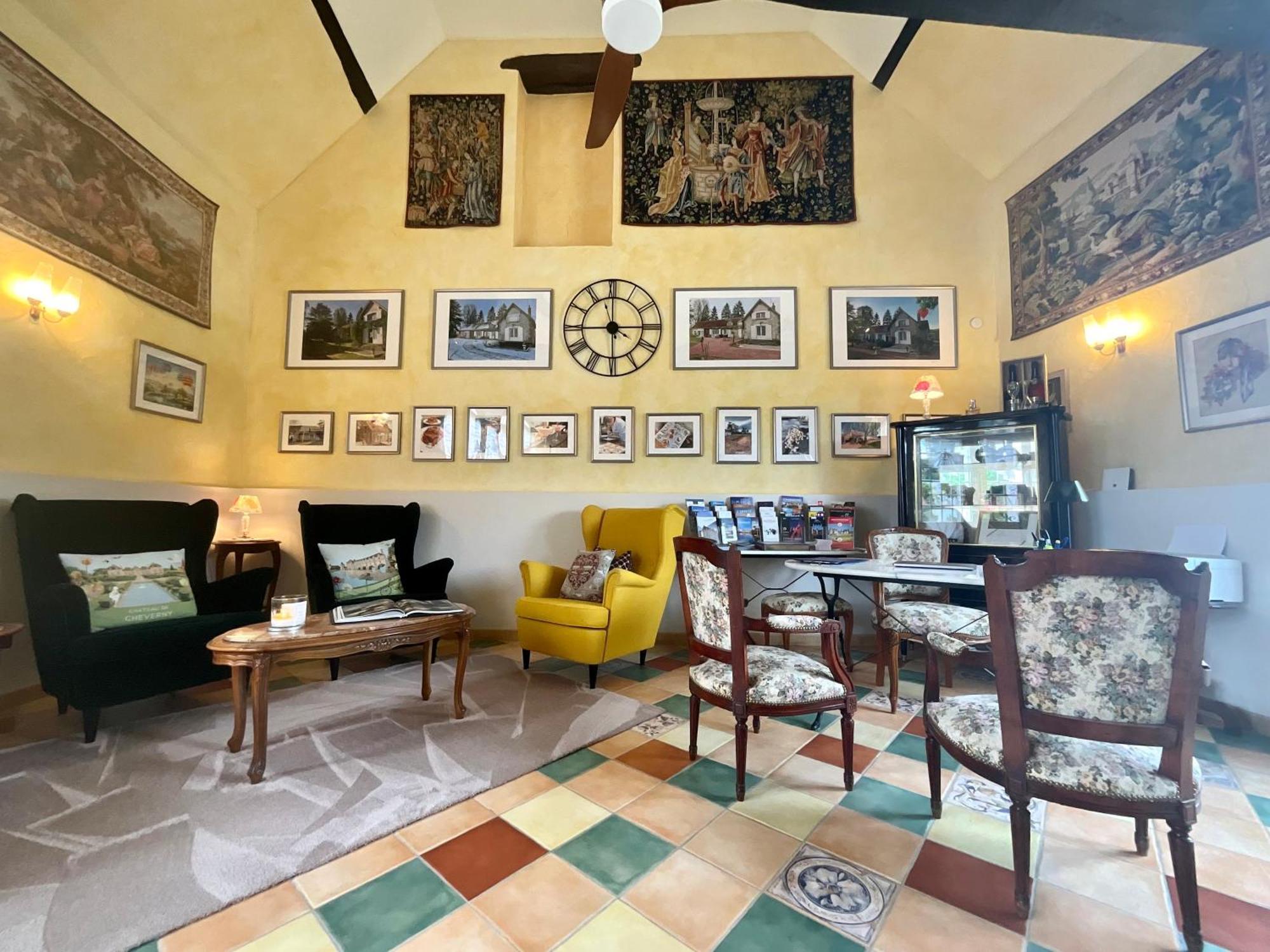 Sans Souci Bed And Breakfast Luxe Heated Pool And Restaurant Luzillé Zewnętrze zdjęcie